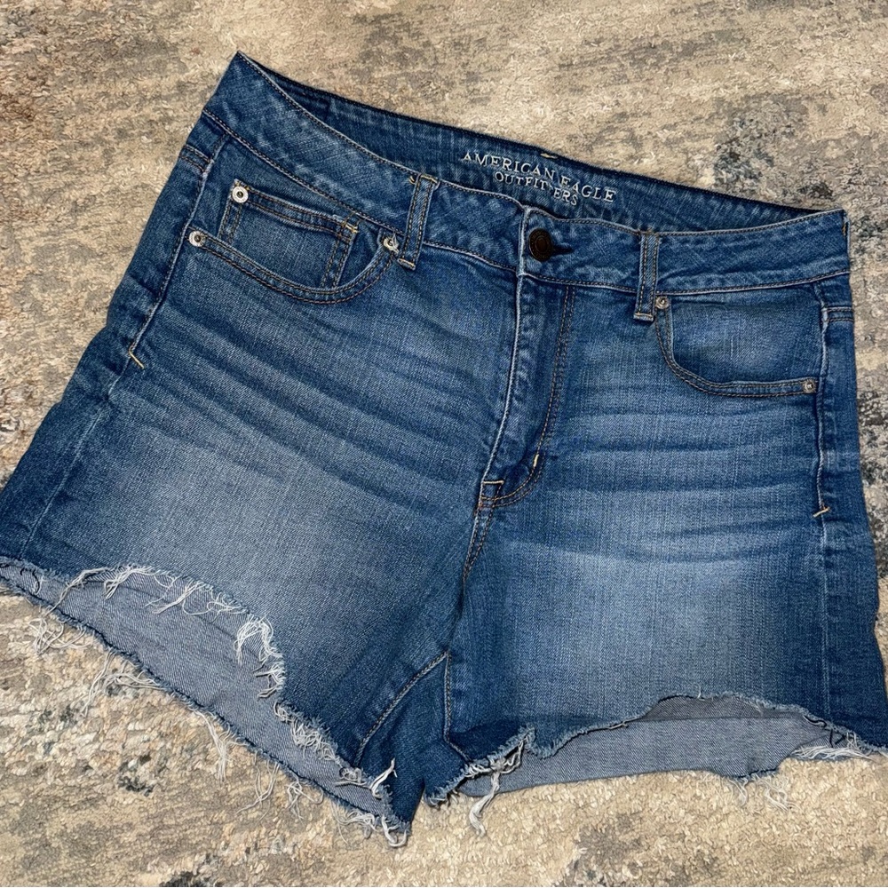 American Eagle Outfitters Women's Blue Denim Shorts size 14